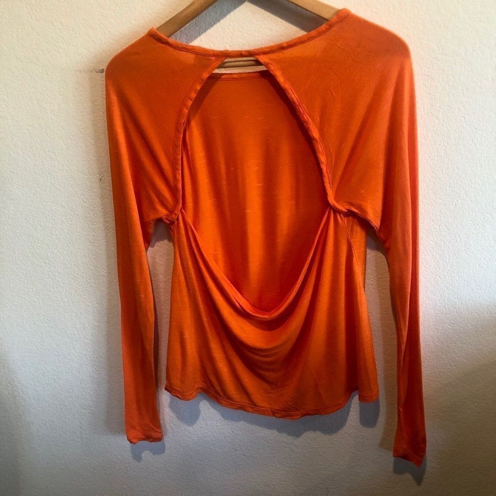 Unity Long Sleeved Top - Picture 2 of 6